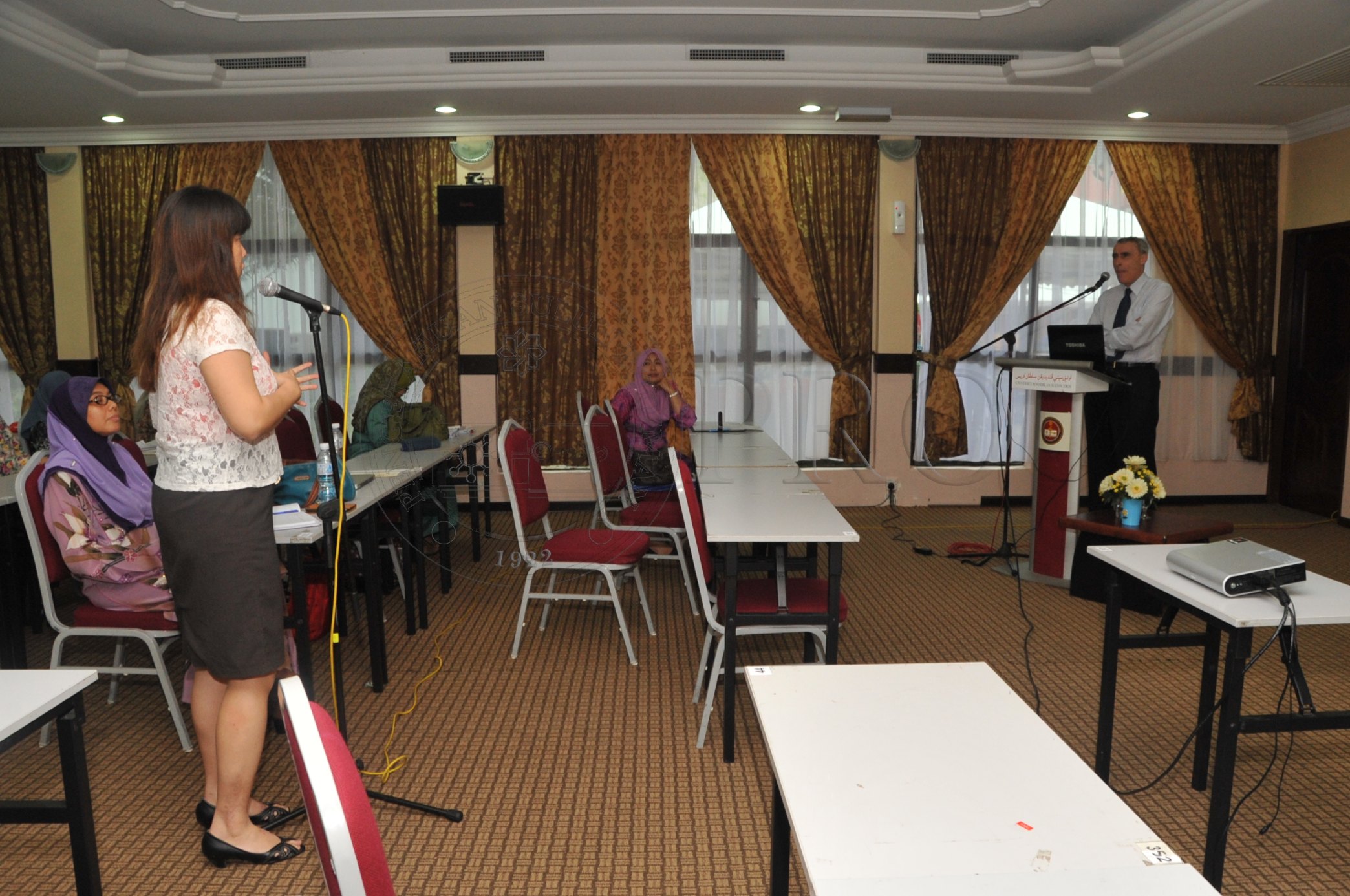 PRO 14 32 EXPERT PRO 7404